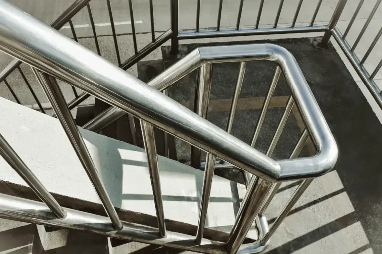 Cubix-Inc-Stainless-Steel-Cleaning-restoration-railing